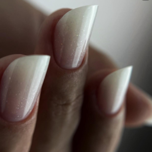 Old Money Style – Ojačavanje prirodnih noktiju